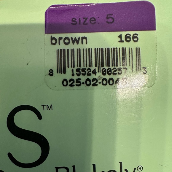 Assets by Sara Blakey Women’s High Waisted Mid-Thigh Shaper - Picture 5 of 6